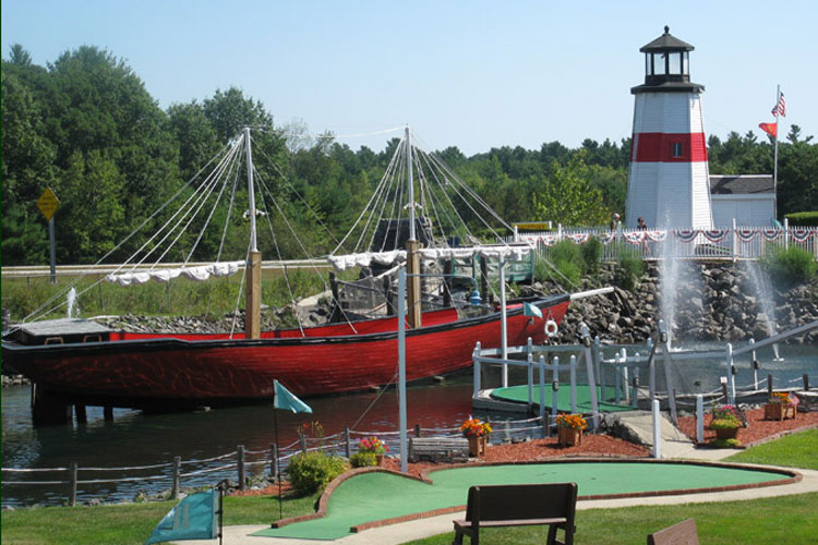 Schooner Mini golf